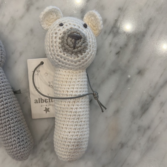 New Albetta Crocheted Hand Rattle Grey Cat or White Dog Toy - Picture 2 of 3